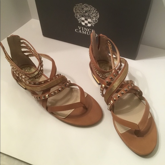 Vince Camuto tan leather strap sandals 9.5M
